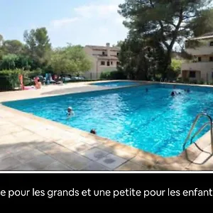  Appartement Le Hameau Des Pins France