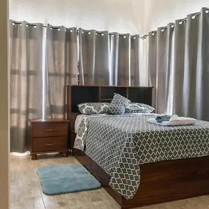 Cozy Studio With Free Parking On Premises. , Grand Anse Grenada